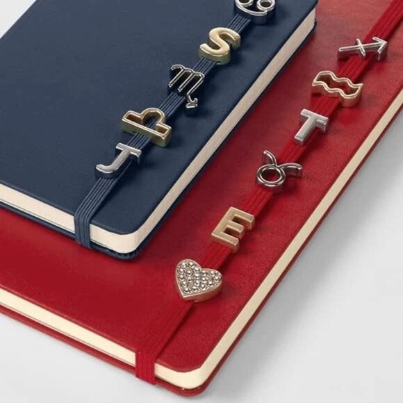 New Moleskine Gold Tone Pin - Letter K - for the legendary notebook - Picture 3 of 3